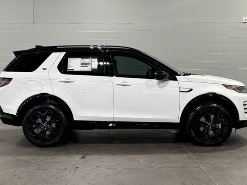 New 2026 Land Rover Discovery Sport Landmark AWD/4WD image 13