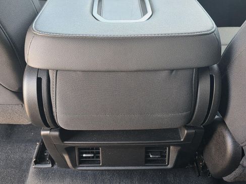 Used 2022 Chevrolet Silverado 1500 Custom AWD/4WD image 21