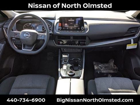 New 2026 Nissan Rogue SV w/ Cold Weather Package AWD/4WD image 17