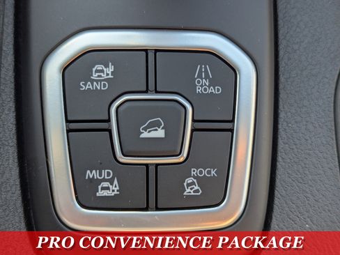 New 2026 Nissan Frontier PRO-4X w/ Pro-4x Convenience Package image 29