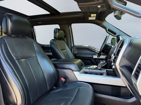 Used 2018 Ford F150 Lariat w/ Equipment Group 502A Luxury image 26