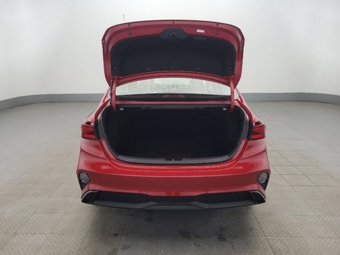 Used 2023 Kia Forte LXS image 29