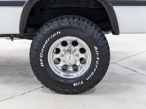 Used 1992 Dodge D/W Truck 250 AWD/4WD image 35