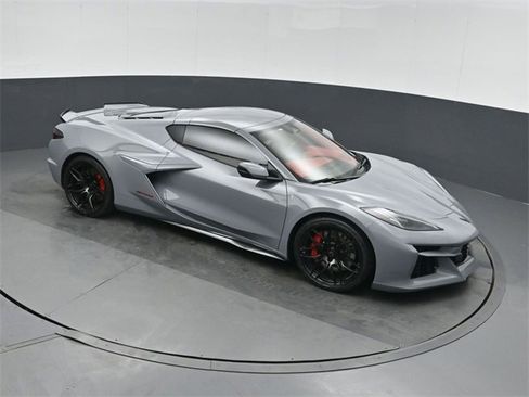 Used 2024 Chevrolet Corvette Z06 image 29