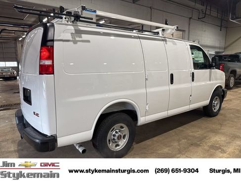 New 2024 GMC Savana 2500 w/ Driver Convenience Package RWD image 8