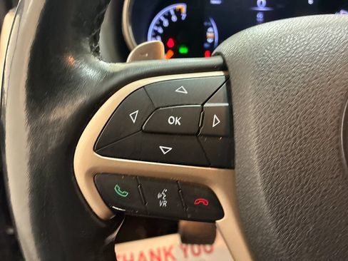 Used 2015 Jeep Grand Cherokee Limited w/ Luxury Group II AWD/4WD image 18