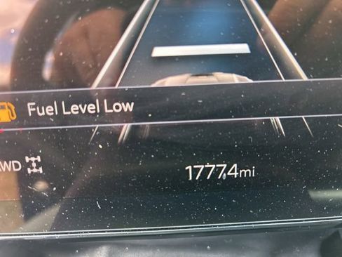 Certified 2026 GMC Terrain Elevation AWD/4WD image 5