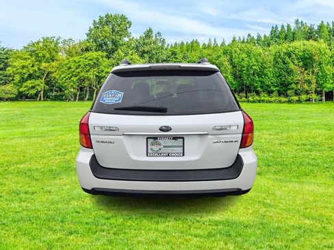 Used 2007 Subaru Outback 2.5i AWD/4WD image 7