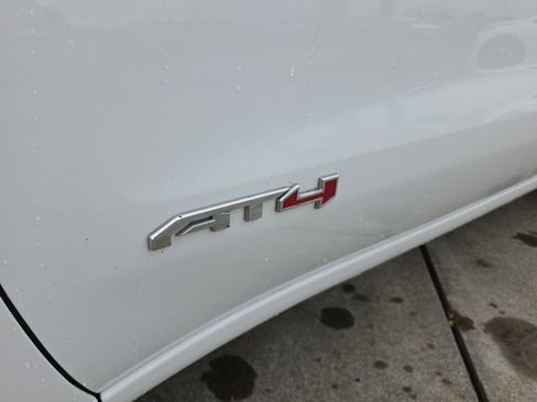 Used 2023 GMC Sierra 1500 AT4 w/ Technology Package AWD/4WD image 38