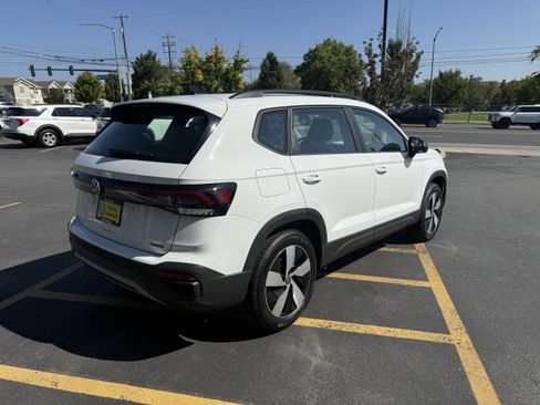 New 2025 Volkswagen Taos S image 5