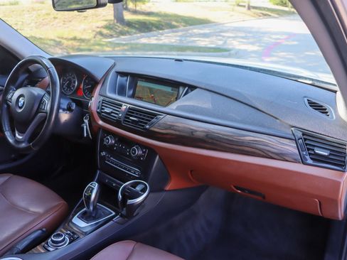 Used 2014 BMW X1 sDrive28i RWD image 22