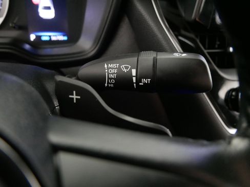 Used 2022 Toyota Corolla SE image 31