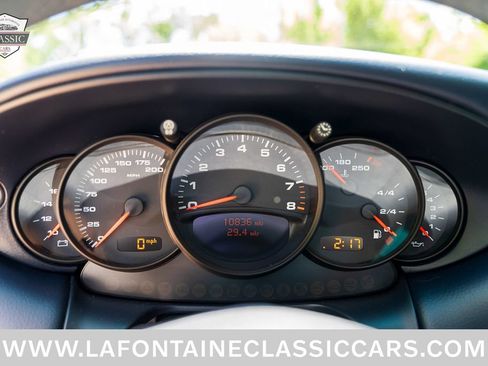 Used 2002 Porsche 911 Carrera RWD image 5
