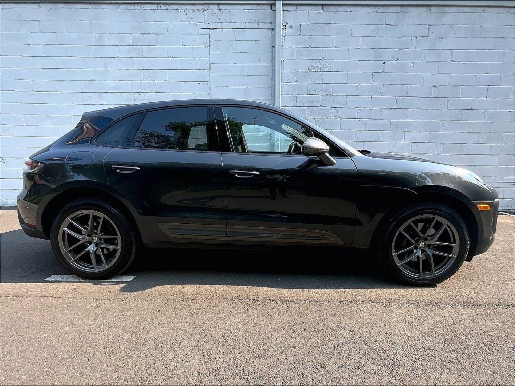 Certified 2023 Porsche Macan Turbo AWD/4WD image 6