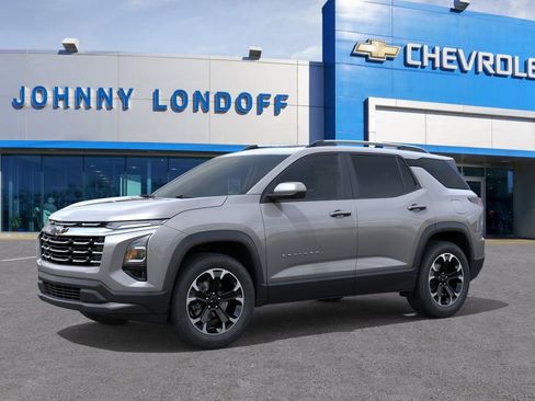 New 2026 Chevrolet Equinox LT w/ Safety and Technology Package FWD image 2