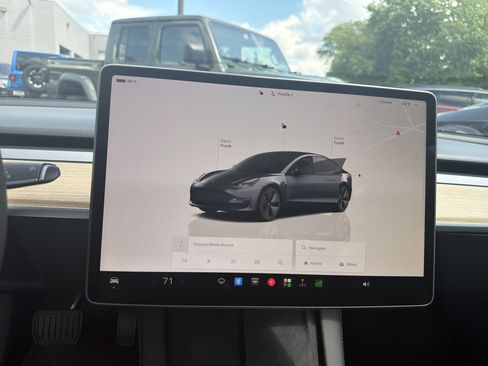 Used 2023 Tesla Model 3 Standard Range RWD image 19