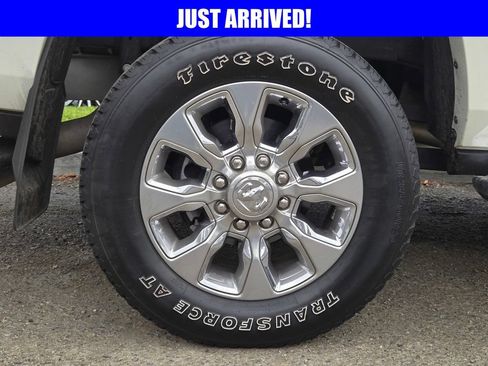 Used 2022 RAM 2500 Limited AWD/4WD image 10