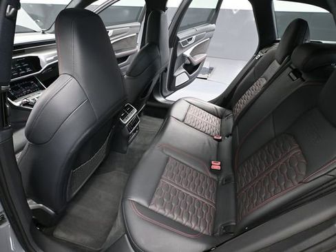 Used 2021 Audi RS 6 AWD/4WD image 43