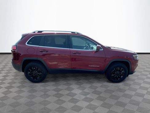 Used 2019 Jeep Cherokee Latitude Plus w/ Comfort/Convenience Group AWD/4WD image 32