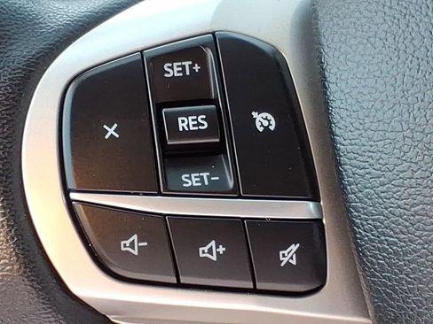 Used 2023 Ford Explorer XLT w/ Equipment Group 202A AWD/4WD image 24