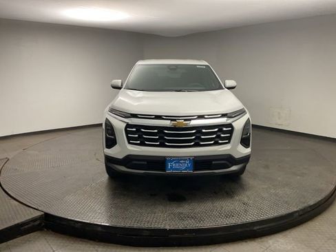 New 2026 Chevrolet Equinox LT w/ LPO, Floor Liner Package image 2