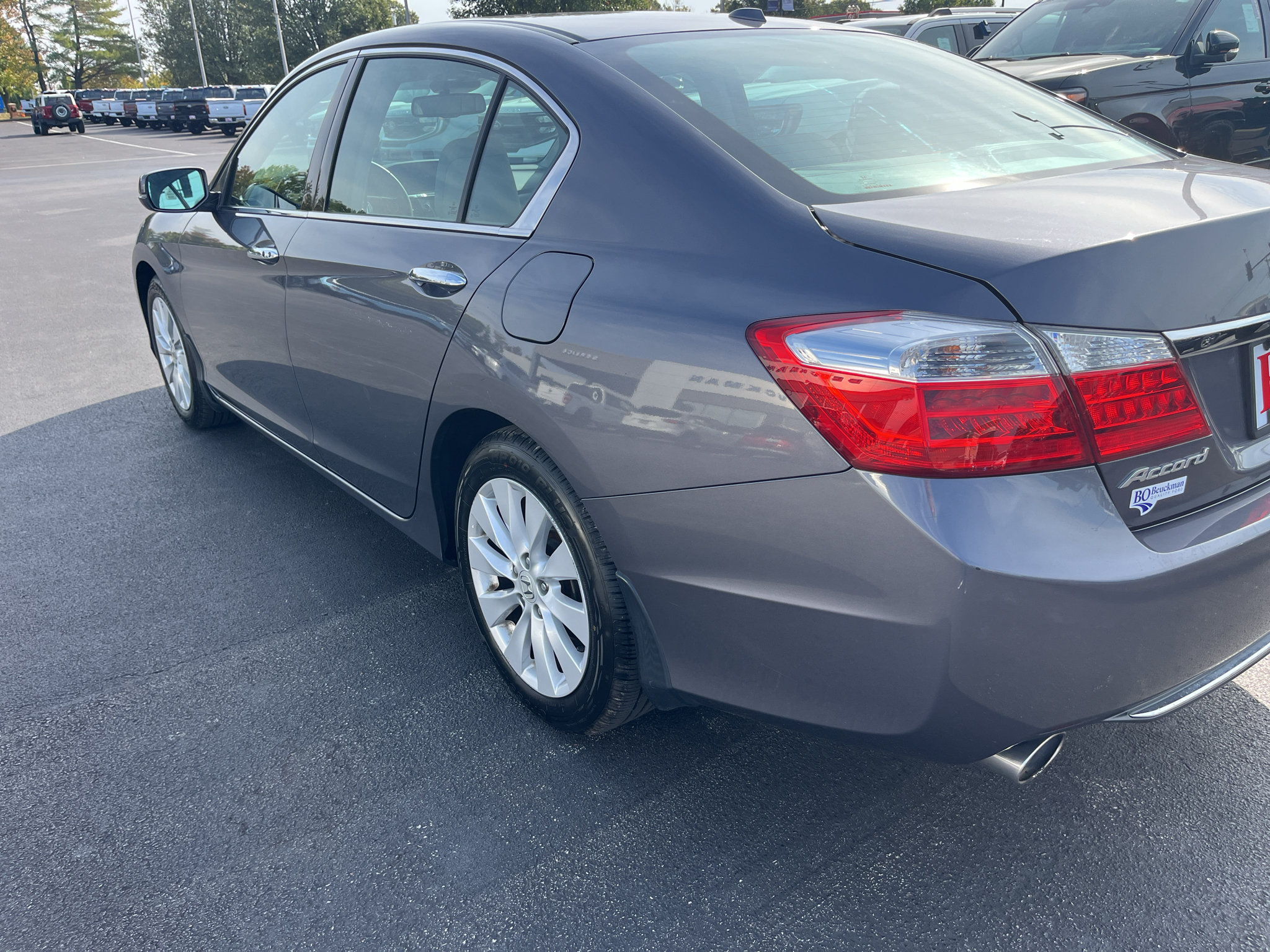Used 2015 Honda Accord EX-L image 7