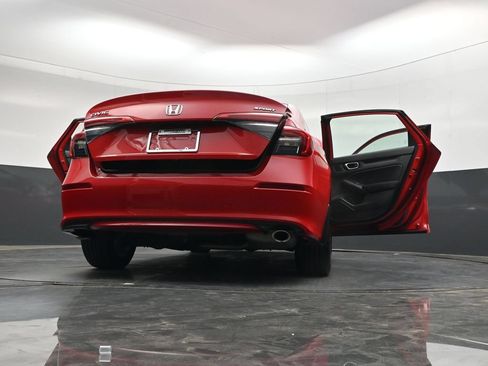 Used 2024 Honda Civic Sport image 43