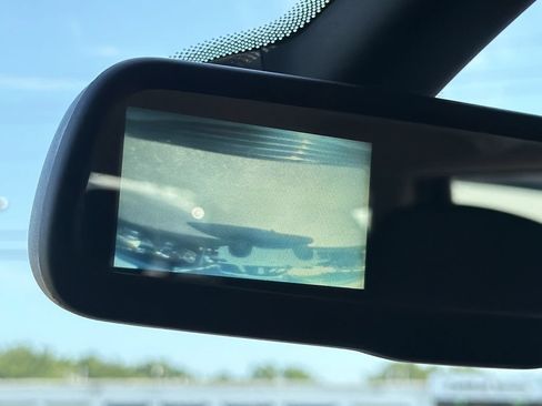 Used 2020 Dodge Journey SE FWD image 19