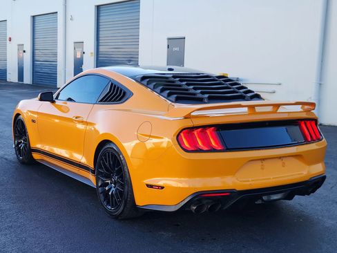 Used 2019 Ford Mustang GT w/ GT Performance Package image 3