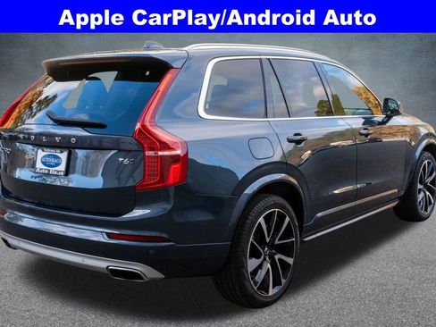 Used 2021 Volvo XC90 T6 Momentum w/ Climate Package image 8