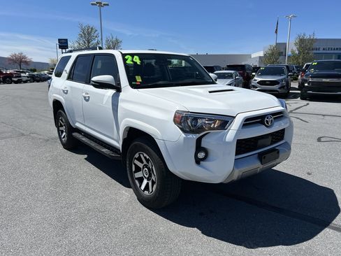 Used 2024 Toyota 4Runner TRD Off-Road Premium w/ Off Road Premium Plus Package AWD/4WD image 1