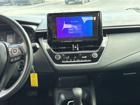 Used 2024 Toyota Corolla LE FWD image 6