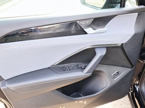 New 2026 Volkswagen Tiguan SE image 15