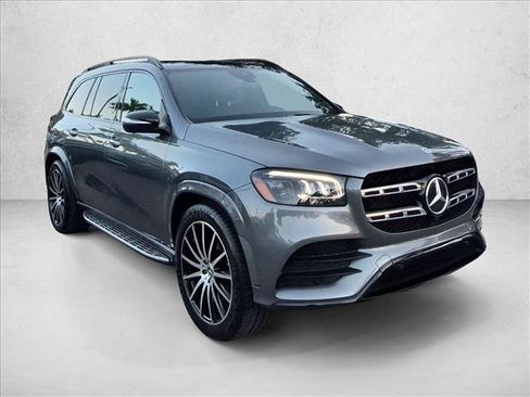 Used 2023 Mercedes-Benz GLS 450 4MATIC image 3