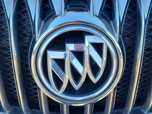 Used 2017 Buick Envision Essence image 11