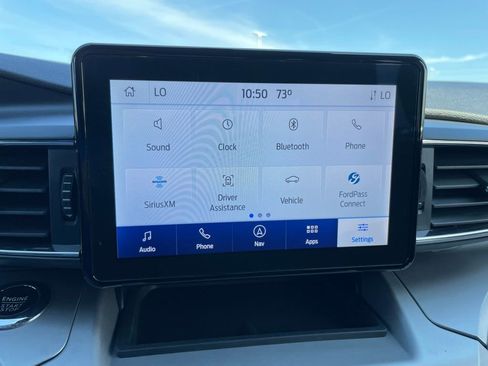 Used 2023 Ford Explorer XLT w/ Equipment Group 202A AWD/4WD image 18