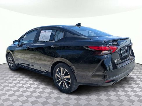 Used 2021 Nissan Versa SV FWD image 6