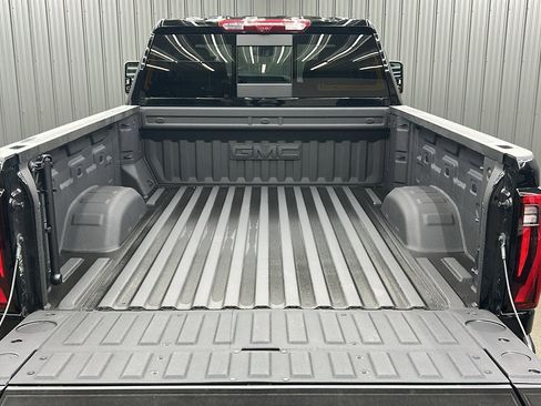 Used 2025 GMC Sierra 3500 Denali w/ Denali Reserve Package image 17