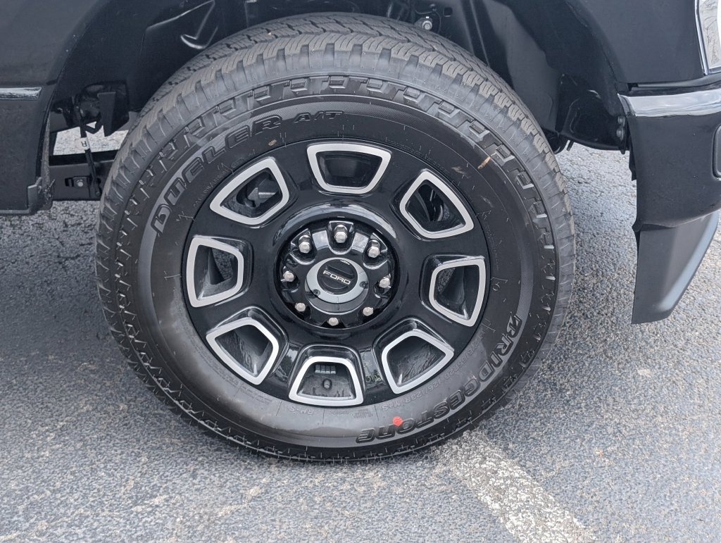 New 2026 Ford F250 Platinum AWD/4WD image 18