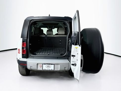 Used 2024 Land Rover Defender 110 S AWD/4WD image 6
