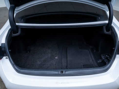 Used 2015 Lexus RC 350 AWD w/ All Weather Package image 7