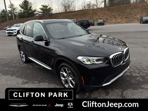 Used 2023 BMW X3 xDrive30i AWD/4WD image 3