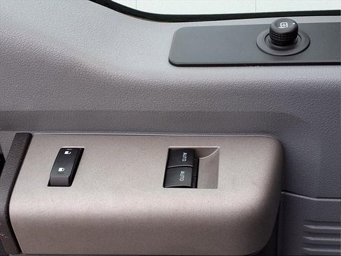 Used 2016 Ford F250 XLT image 12