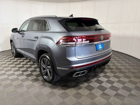 Certified 2024 Volkswagen Atlas Cross Sport SEL R-Line AWD/4WD image 5