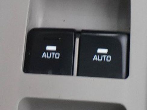Used 2017 Hyundai Sonata Limited FWD image 25