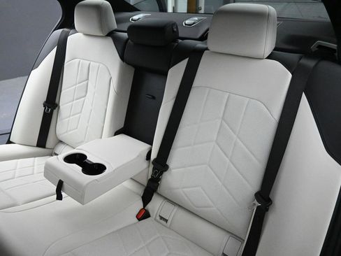 New 2026 BMW 530i w/ M Sport Package image 31