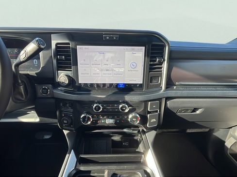 New 2026 Ford F250 Platinum image 10