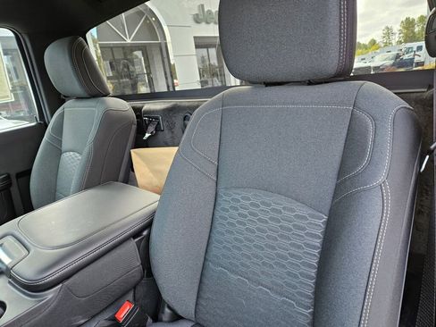 New 2025 RAM 5500 4x4 Regular Cab image 17