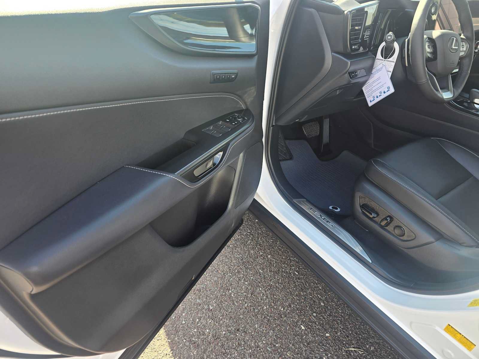 Used 2026 Lexus NX 350 AWD w/ Cold Area Package image 21