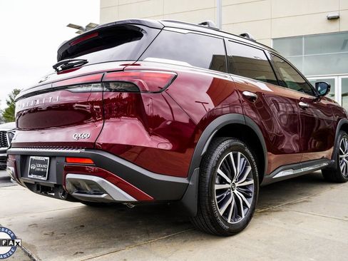 Certified 2025 INFINITI QX60 Autograph w/ Cargo Package AWD/4WD image 9